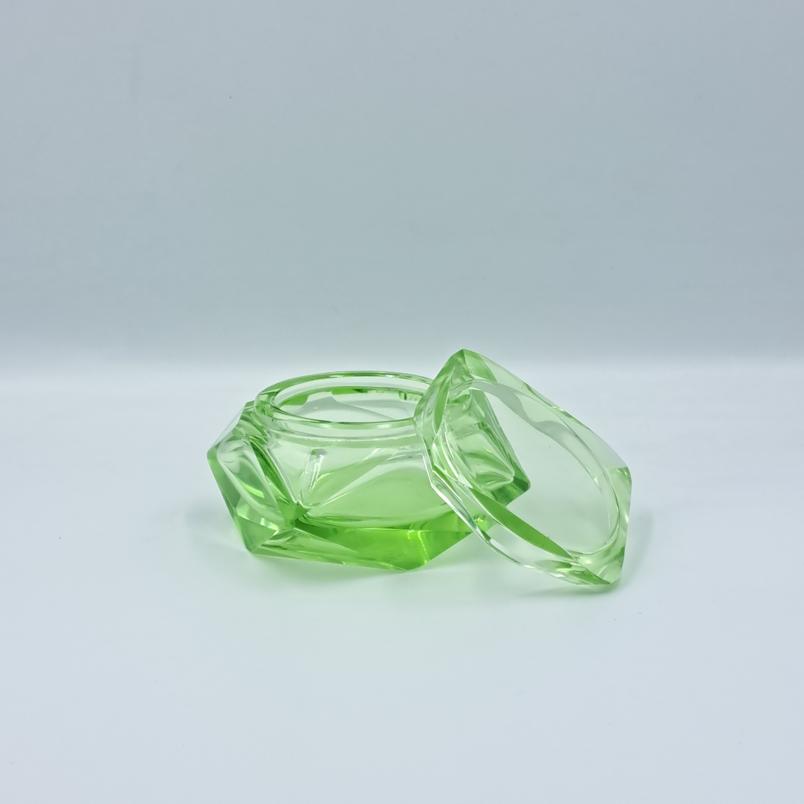 18717d9e748e60ed0a0d29f16f7b075c